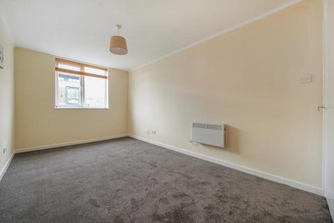 2 bedroom flat for sale, Camden House,  Marlowes,  Hemel Hempstead,  HP1