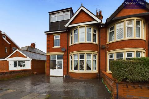 5 bedroom semi-detached house for sale, Knowsley Avenue, Blackpool, FY3