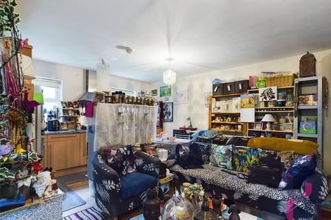 Flat 3, 7 The Ridings, Prenton, CH43 9XZ