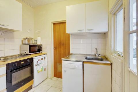 4 bedroom terraced house for sale, Tintern Avenue, Westcliff-on-sea, SS0