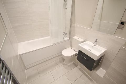 1 bedroom flat to rent, Astoria Heights, Slough