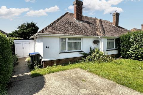 2 bedroom semi-detached bungalow to rent, Telscombe Cliffs Way, Telscombe Cliffs, Peacehaven, BN10 7DT