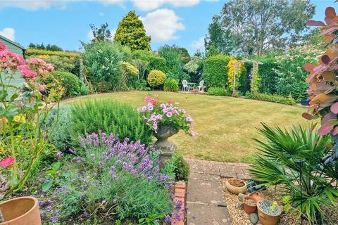 2 bedroom bungalow for sale, Chute Avenue, High Salvington, West Sussex, BN13