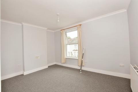 3 bedroom end of terrace house to rent, Park End Bromley BR1