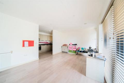 2 bedroom apartment for sale, Acacia Court, London NW9