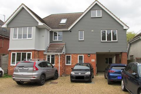 2 bedroom apartment to rent, 421 Reading Road, Winnersh, Wokingham, Berkshire