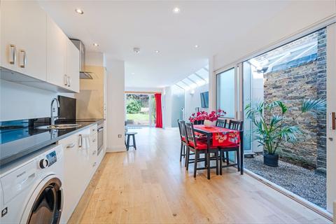 2 bedroom flat for sale, Ingham Road, West Hampstead, NW6