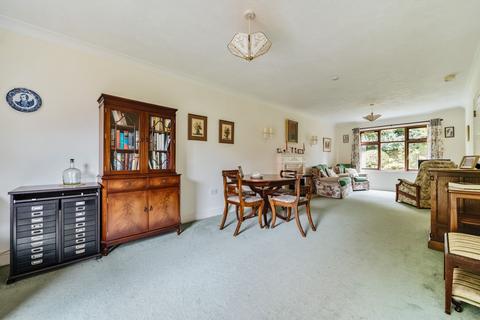 3 bedroom retirement property for sale, Thornton Meadow, Billingshurst RH14