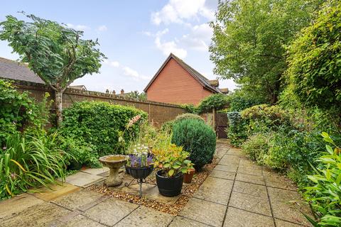 3 bedroom retirement property for sale, Thornton Meadow, Billingshurst RH14