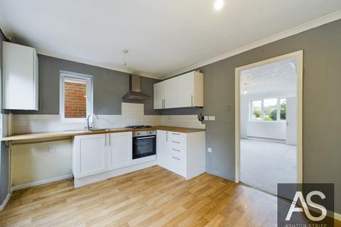 2 bedroom semi-detached house for sale, Picardy Close, Battle, TN33