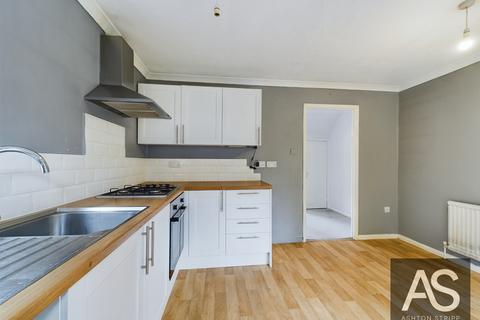 2 bedroom semi-detached house for sale, Picardy Close, Battle, TN33