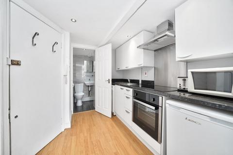 1 bedroom flat for sale, Penywern Road, London, SW5