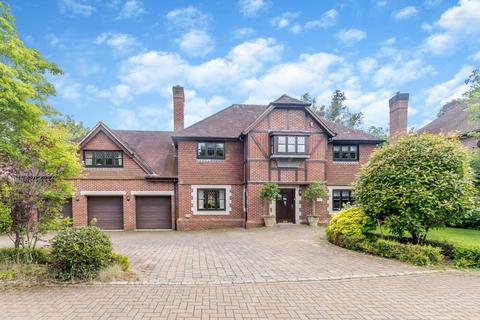 Cleeve House Ledborough Gate, Beaconsfield, HP9 2DQ