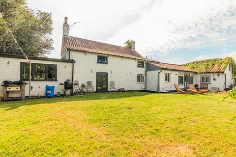 5 bedroom detached house for sale, Long Lane, Norfolk NR14