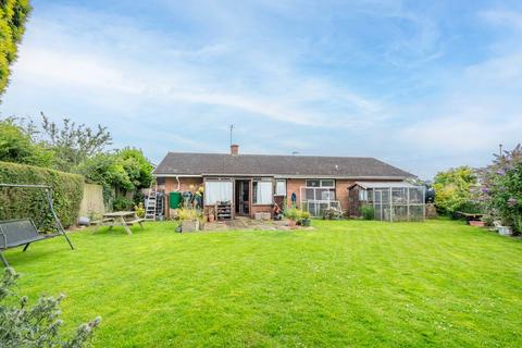 3 bedroom detached bungalow for sale, Holland Park, Newmarket CB8