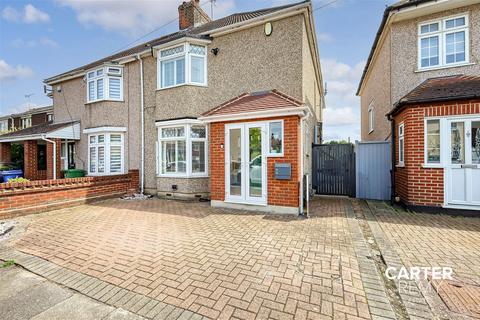 20 Balfour Road, Grays, RM17 5NS