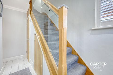 20 Balfour Road, Grays, RM17 5NS