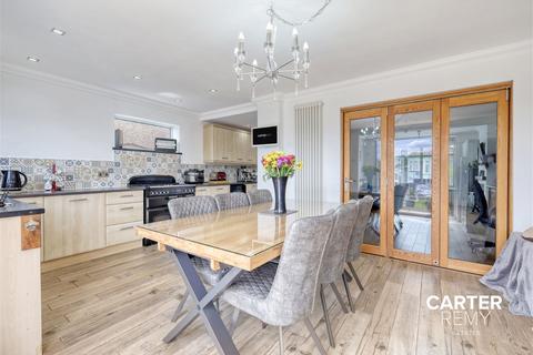 20 Balfour Road, Grays, RM17 5NS