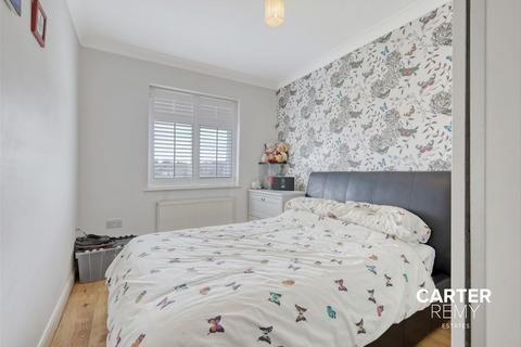 20 Balfour Road, Grays, RM17 5NS