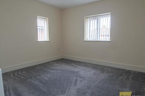 2 bedroom maisonette to rent, Castleview Road, Wolverhampton WV14