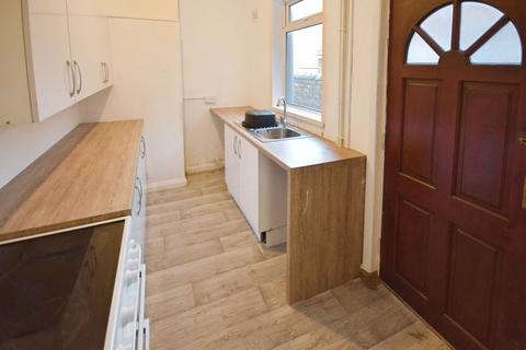 2 bedroom terraced house to rent, Fletcher Road, Stoke-on-Trent