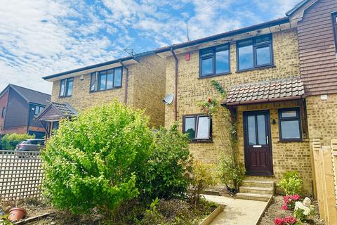 3 bedroom semi-detached house to rent, Bearwood, Bournemouth