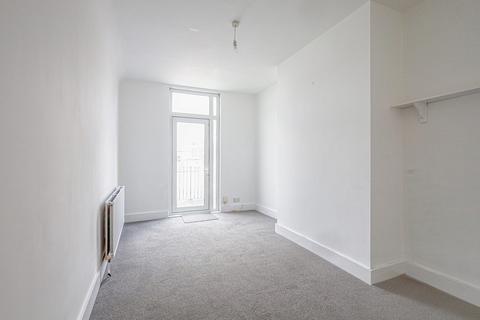 1 bedroom apartment for sale, Kings Road, Westcliff-on-sea, SS0