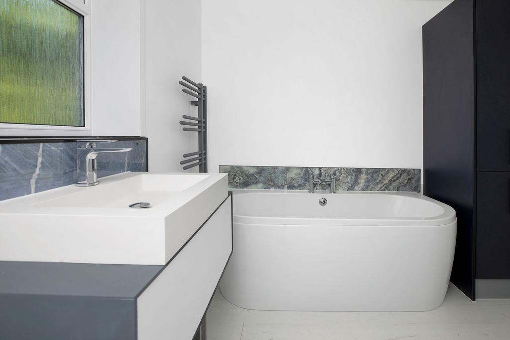 Main Bathroom