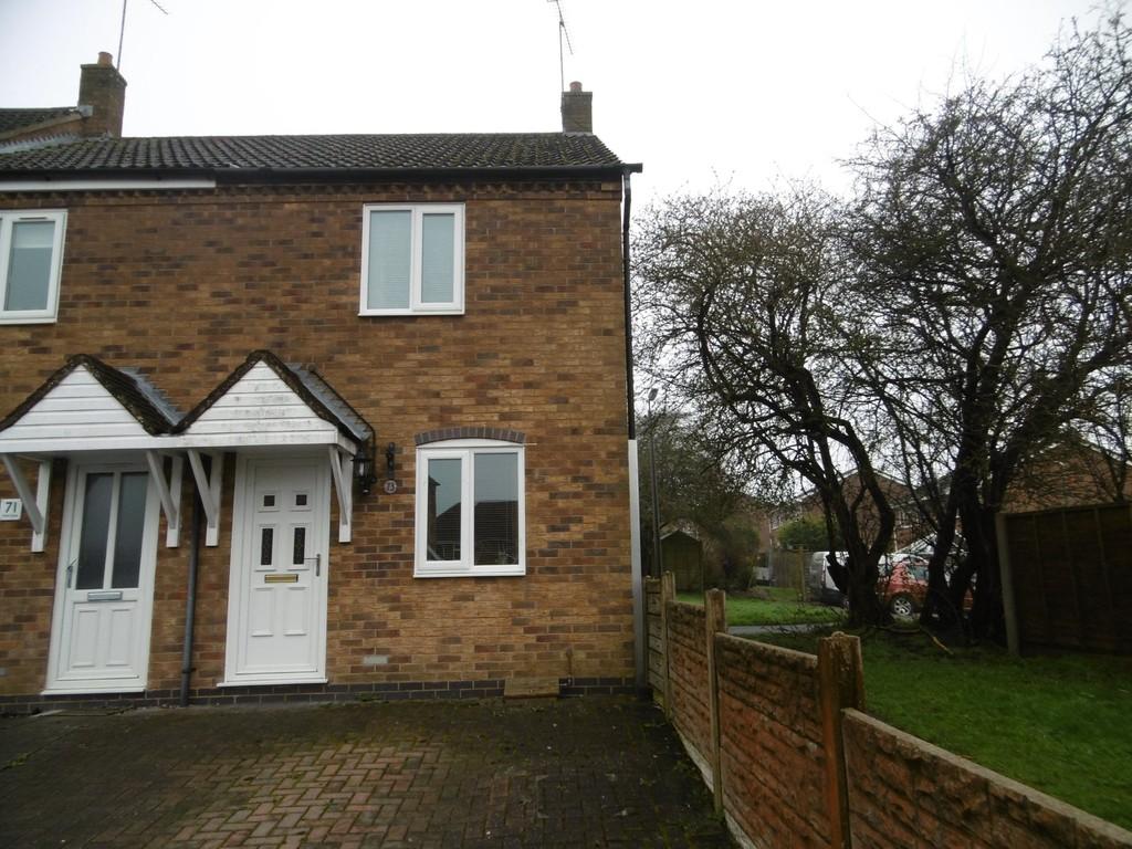 Finch Close, Woodville DE11 2 bed semidetached house to rent £750