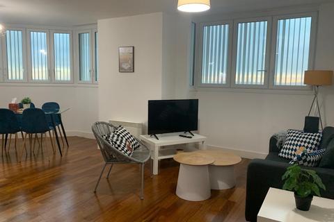2 bedroom apartment to rent, 1 Hagley Road, Five Ways, B16