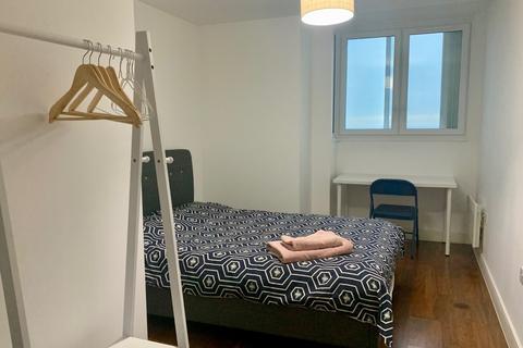 2 bedroom apartment to rent, 1 Hagley Road, Five Ways, B16
