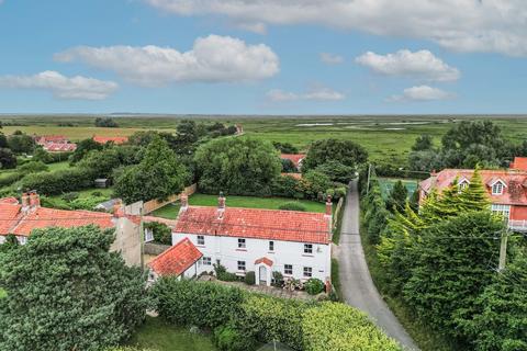 3 bedroom cottage for sale, Burnham Norton