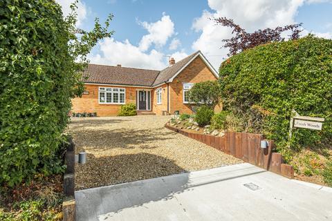 3 bedroom detached bungalow for sale, Garvestone