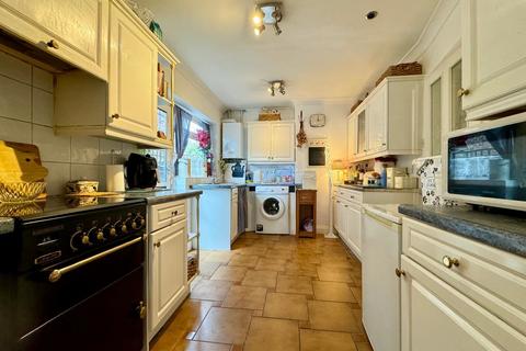 3 bedroom semi-detached house for sale, Chapel Road, Tiptree