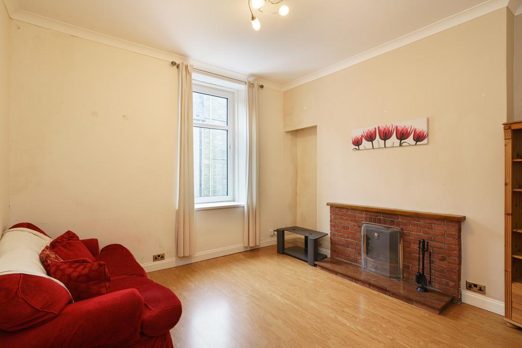 5. Living room angle 1