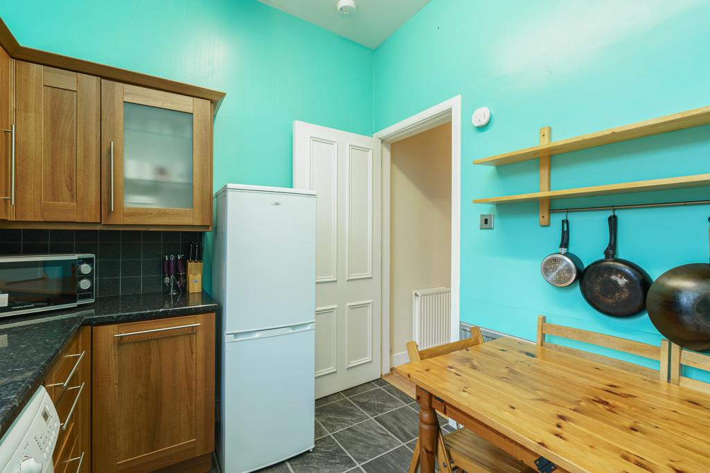 10. Kitchen angle 3