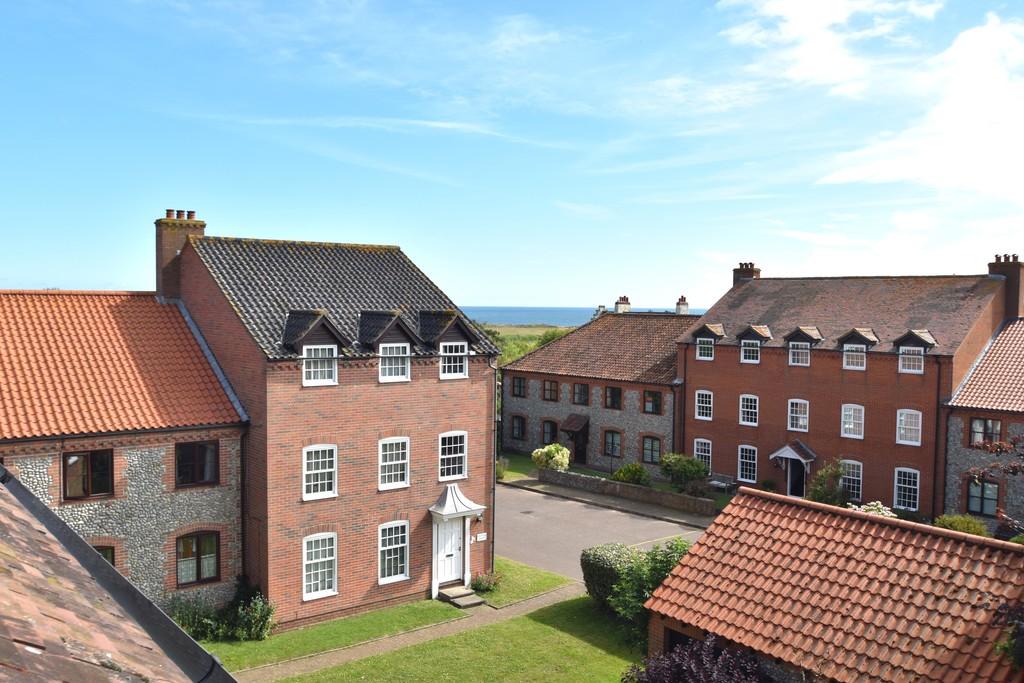 Cromer NR27 2 bed apartment for sale £180,000