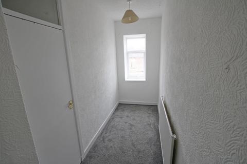 2 bedroom terraced house to rent, Washington Street, Accrington