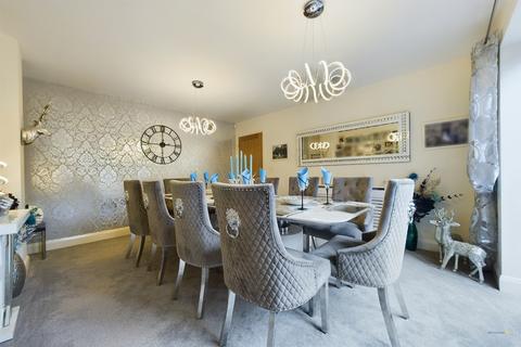 41 Geoff Morrison Way, Uttoxeter, ST14 7SR
