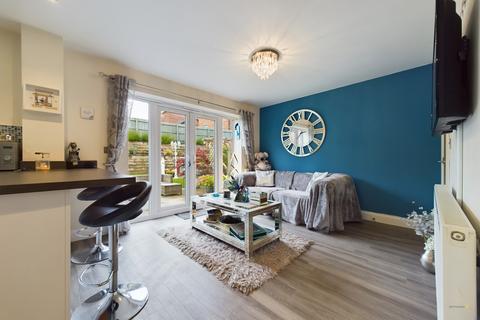 41 Geoff Morrison Way, Uttoxeter, ST14 7SR