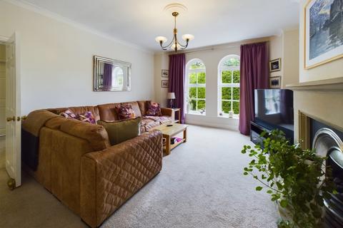 2 bedroom apartment for sale, Chestnut Grange, 9-11 Curzon Park South, Curzon Park