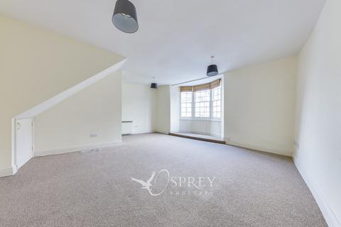 2 bedroom flat to rent, Market Place, Oundle PE8