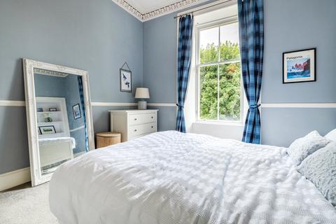 1/1, 1 Regent Park Square, Glasgow, G41 2AF