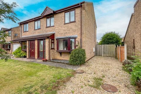 3 bedroom semi-detached house for sale, Willowbrook Drive, Brigg, North Lincolnshire, DN20