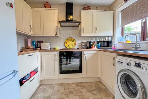 3 bedroom semi-detached house for sale, Willowbrook Drive, Brigg, North Lincolnshire, DN20