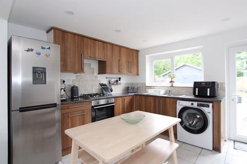 53 Byrd Crescent, Penarth, CF64 3QU