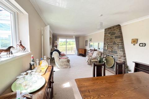 3 bedroom detached bungalow for sale, 19 Church Hill Close, Cowbridge, Llanblethian CF71 7JH