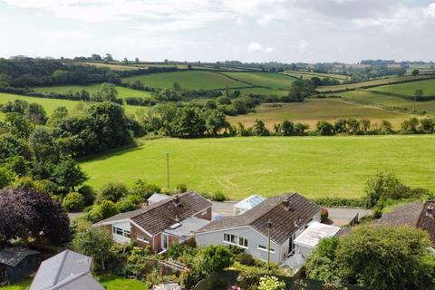 3 bedroom detached bungalow for sale, 19 Church Hill Close, Cowbridge, Llanblethian CF71 7JH