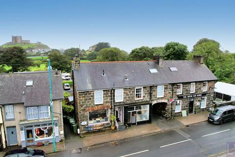 8 bedroom property for sale, 26 | 26A High Street, Criccieth