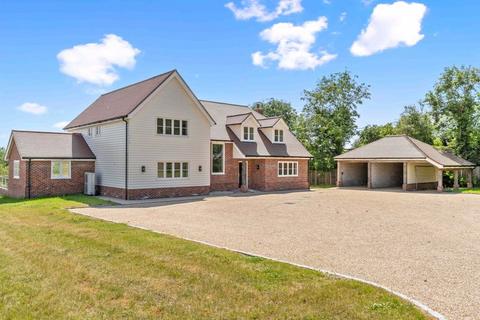 5 bedroom detached house for sale, Hamlet Hill, Roydon